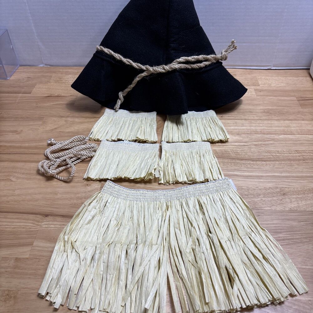 Scarecrow Costume Include Scarecrow Straw Kit For Hands Lags Neck And Hat